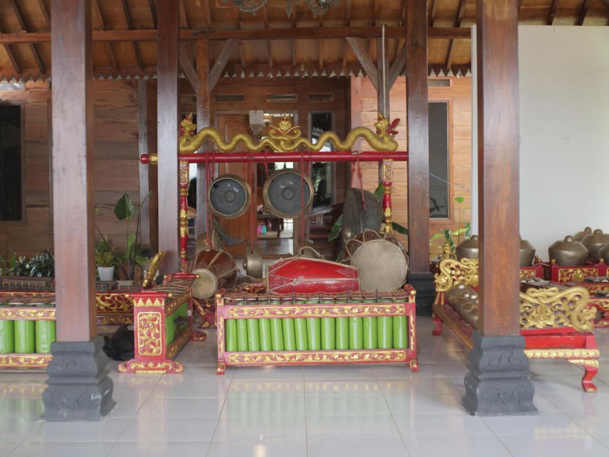 Hostal Sanggar Pantcha Indra Kemuning Exterior foto