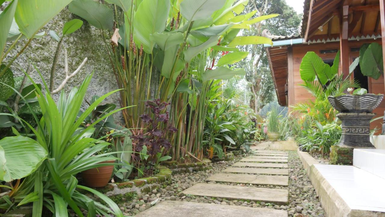 Hostal Sanggar Pantcha Indra Kemuning Exterior foto